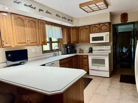 241 E Porter St, Oglesby, IL 61348 photo 14