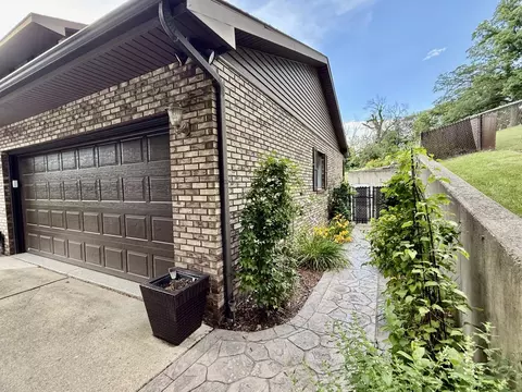 241 E Porter St, Oglesby, IL 61348 photo 30