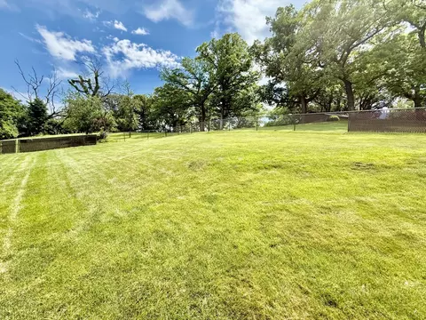 241 E Porter St, Oglesby, IL 61348 photo 37