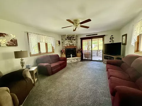 241 E Porter St, Oglesby, IL 61348 photo 7