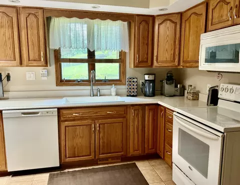 241 E Porter St, Oglesby, IL 61348 photo 17