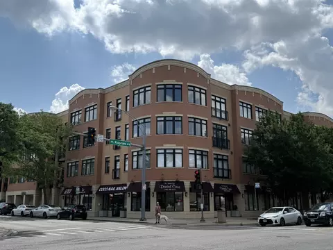 106 S Ridgeland Ave #406, Oak Park, IL 60302
