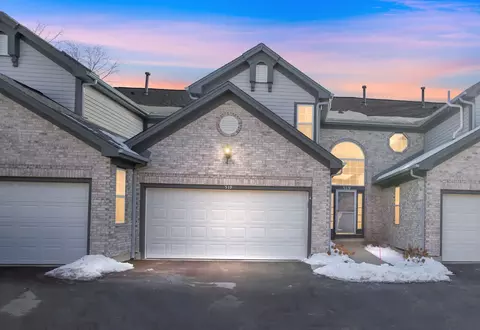 519 Kresswood Dr, Mchenry, IL 60050