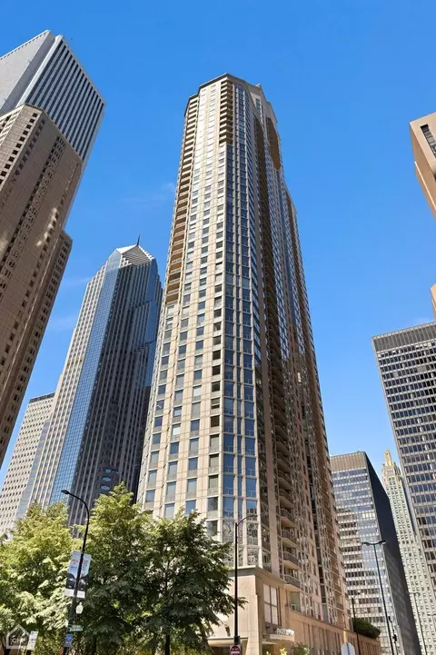 222 N Columbus Dr #2909, Chicago, IL 60601