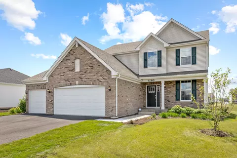 1285 Highbrook Ave, Hampshire, IL 60140
