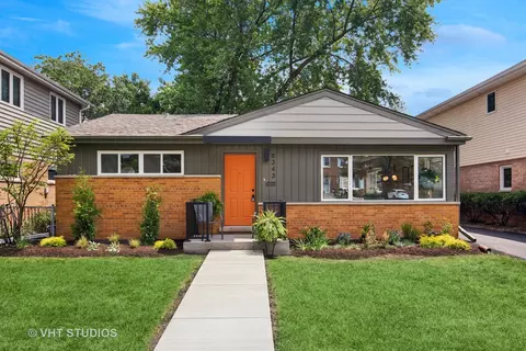 8343 N Oketo Ave, Niles, IL 60714