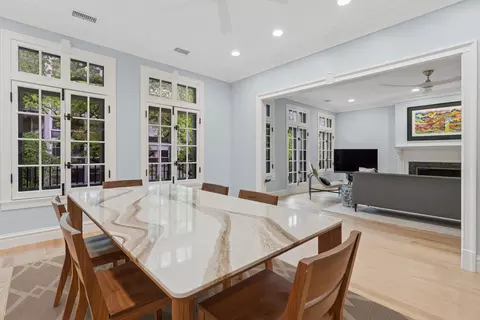 31 Elm St #3B, Chicago, IL 60611 photo 10