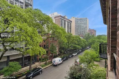 31 Elm St #3B, Chicago, IL 60611 photo 7