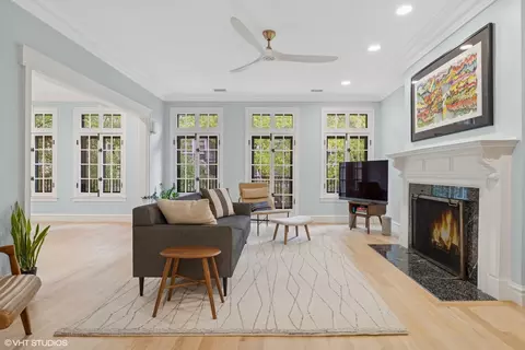 31 Elm St #3B, Chicago, IL 60611 photo 5