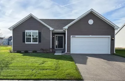 1023 Greenleaf St, Sycamore, IL 60178