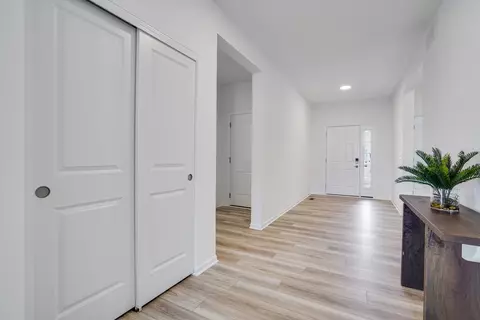1023 Greenleaf St, Sycamore, IL 60178 photo 7