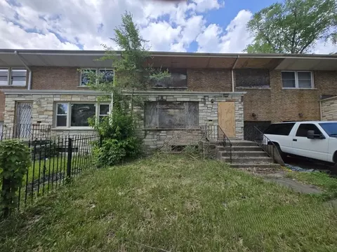 2650 E 77th St, Chicago, IL 60649 photo 2