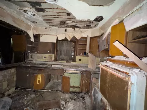 2650 E 77th St, Chicago, IL 60649 photo 3