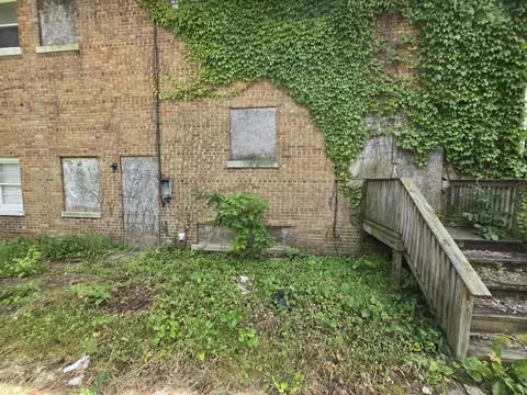 2650 E 77th St, Chicago, IL 60649 photo 6