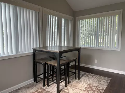 5147 E Chrysler Dr, Belvidere, IL 61008 photo 8
