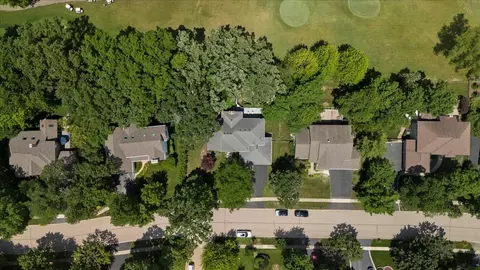 View/Area - 7488 Bittersweet Dr, Gurnee, IL 60031 photo 2 of 14