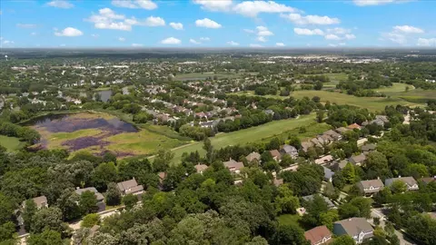 View/Area - 7488 Bittersweet Dr, Gurnee, IL 60031 photo 5 of 14