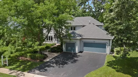 Exterior - 7488 Bittersweet Dr, Gurnee, IL 60031 photo 16 of 18