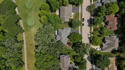 View/Area - 7488 Bittersweet Dr, Gurnee, IL 60031 photo 3 of 14