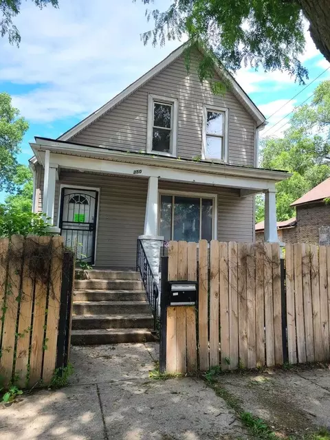 350 W 60th St, Chicago, IL 60621