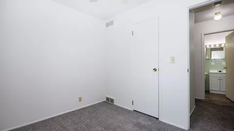 17 Kingswood Dr, Normal, IL 61761 photo 22