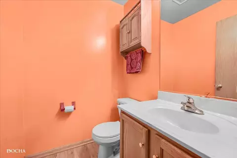 Bath - 2006 Westmore Grove Dr, Plainfield, IL 60586 photo 1 of 3
