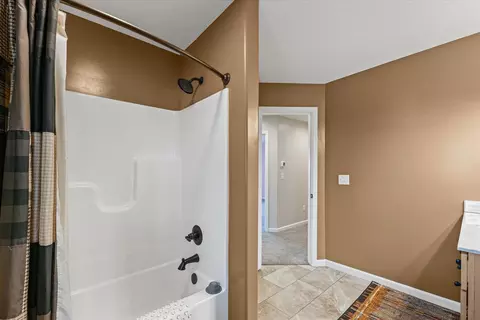 Bath - 103 S 1st St, Strawn, IL 61775 photo 6 of 6