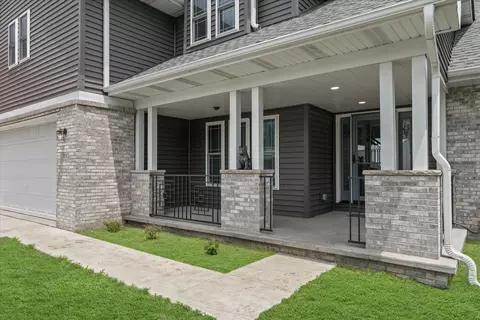 Exterior - 103 S 1st St, Strawn, IL 61775 photo 2 of 7