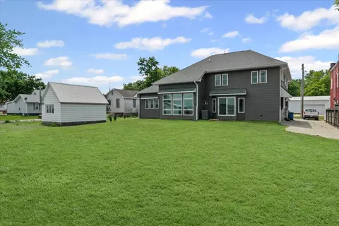Exterior - 103 S 1st St, Strawn, IL 61775 photo 4 of 7