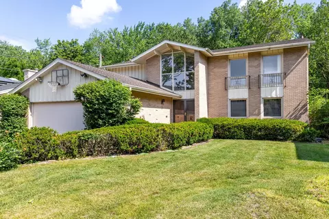 3528 Riverside Dr, Wilmette, IL 60091