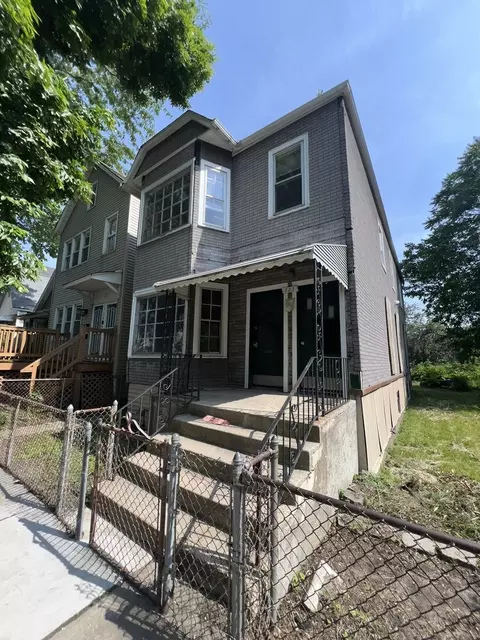 727 W 47th Pl, Chicago, IL 60609