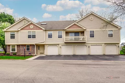 1186 Ballantrae Pl #D, Mundelein, IL 60060