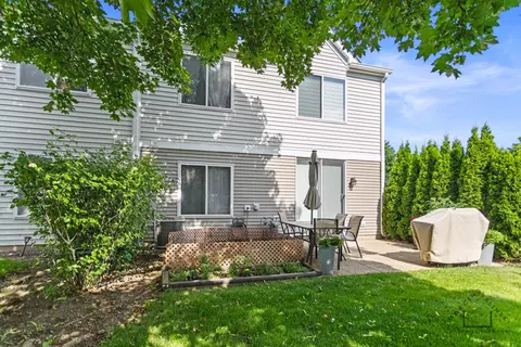 Exterior - 1691 Spaulding Rd, Bartlett, IL 60103 photo 2 of 5