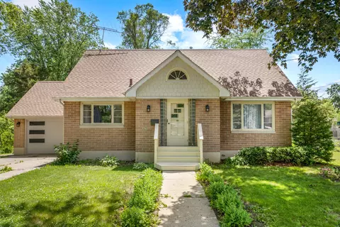 Exterior - 635 E Prairie St, Marengo, IL 60152 photo 2 of 8