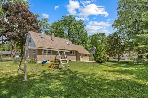 Exterior - 635 E Prairie St, Marengo, IL 60152 photo 3 of 8