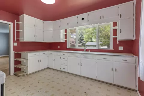 Kitchen - 635 E Prairie St, Marengo, IL 60152 photo 1 of 3