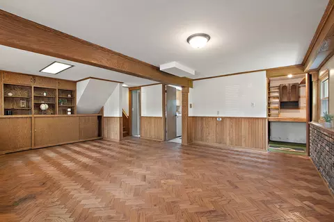 Living - 5754 150th St, Oak Forest, IL 60452 photo 4 of 4