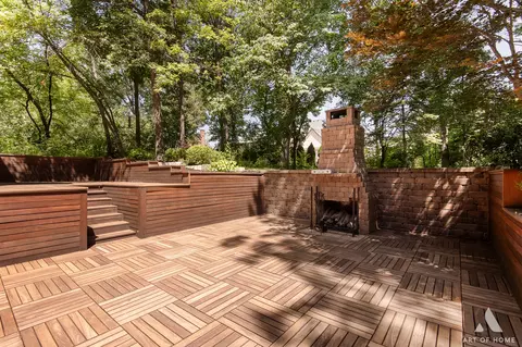 Exterior - 113 Oak Ridge Dr E, Burr Ridge, IL 60527 photo 5 of 12