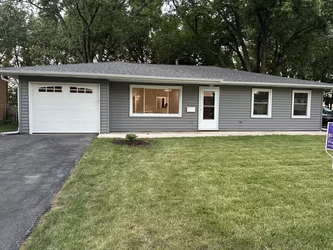 2602 Ravinia Ln, Woodridge, IL 60517