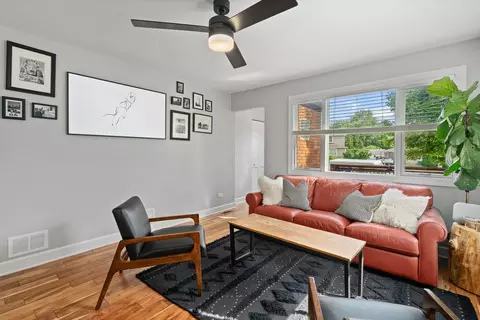 Living - 592 E 13th St, Lockport, IL 60441 photo 3 of 3