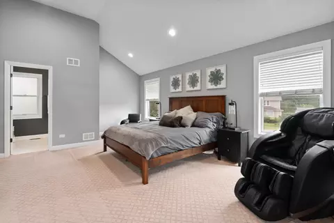 Bedroom - 592 E 13th St, Lockport, IL 60441 photo 1 of 4