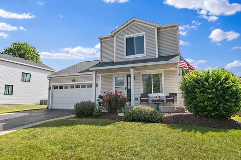 1239 Angeline Dr, South Elgin, IL 60177