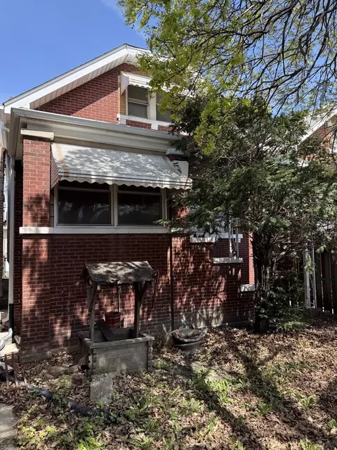5820 W 26th St, Cicero, IL 60804