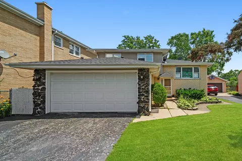 10529 Lyman Ave, Chicago Ridge, IL 60415