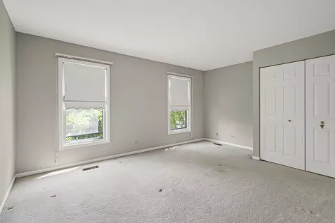 730 Kylemore Dr, Des Plaines, IL 60016 photo 20