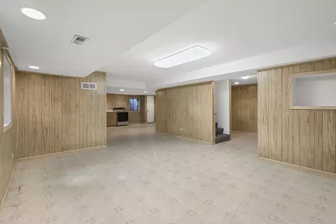 730 Kylemore Dr, Des Plaines, IL 60016 photo 28