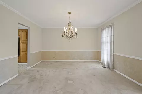 730 Kylemore Dr, Des Plaines, IL 60016 photo 6