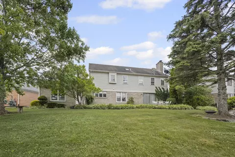 730 Kylemore Dr, Des Plaines, IL 60016 photo 29