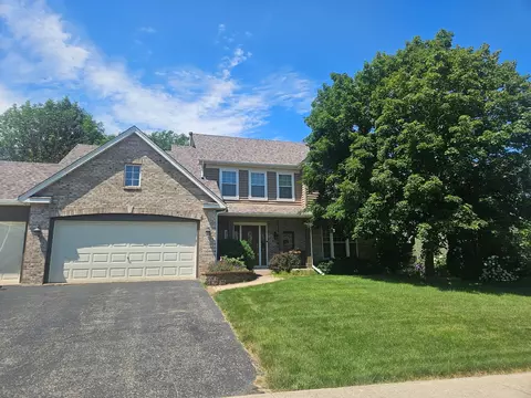 653 Churchill Ln, Oswego, IL 60543
