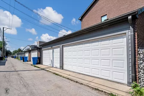 Exterior - 609 E 48th St, Chicago, IL 60615 photo 5 of 5